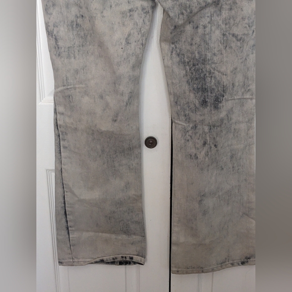 ROAD NARROWS NYC Men's Jeans - Picture 10 of 10